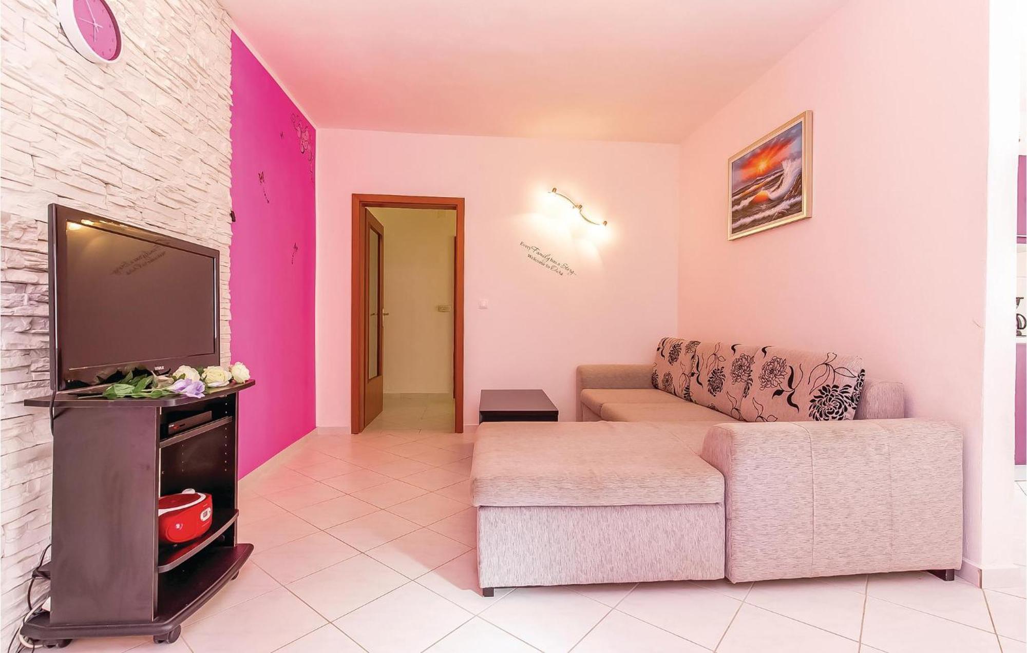 Awesome Apartment In Dobrinj With Wifi Exterior foto